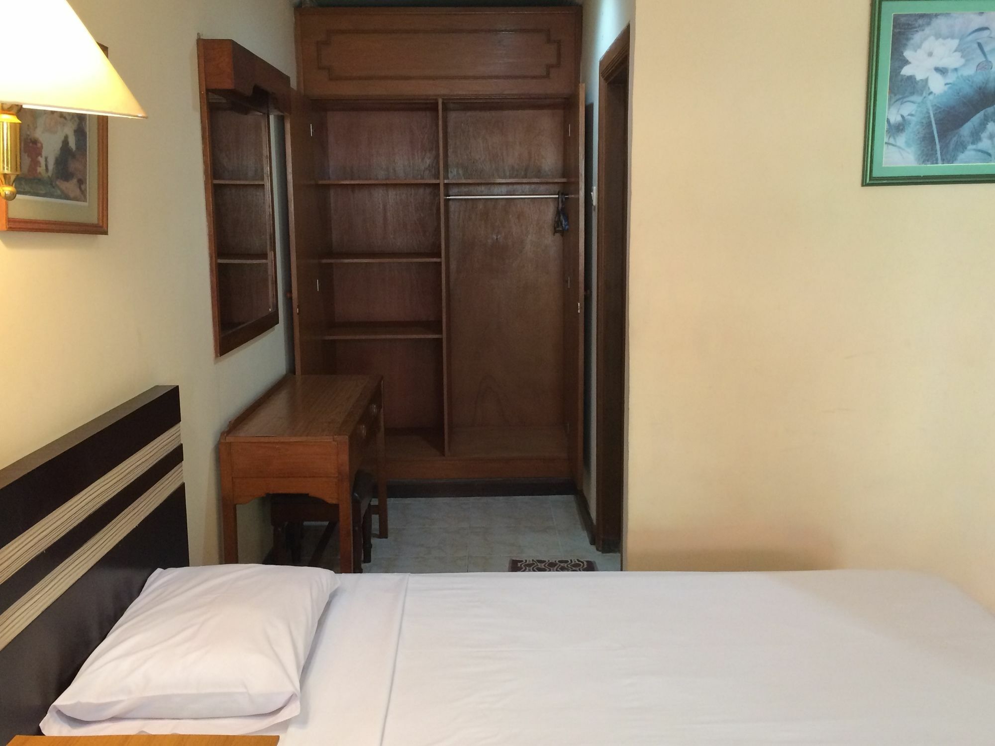 Sri Ratu Hotel Legian Exteriör bild