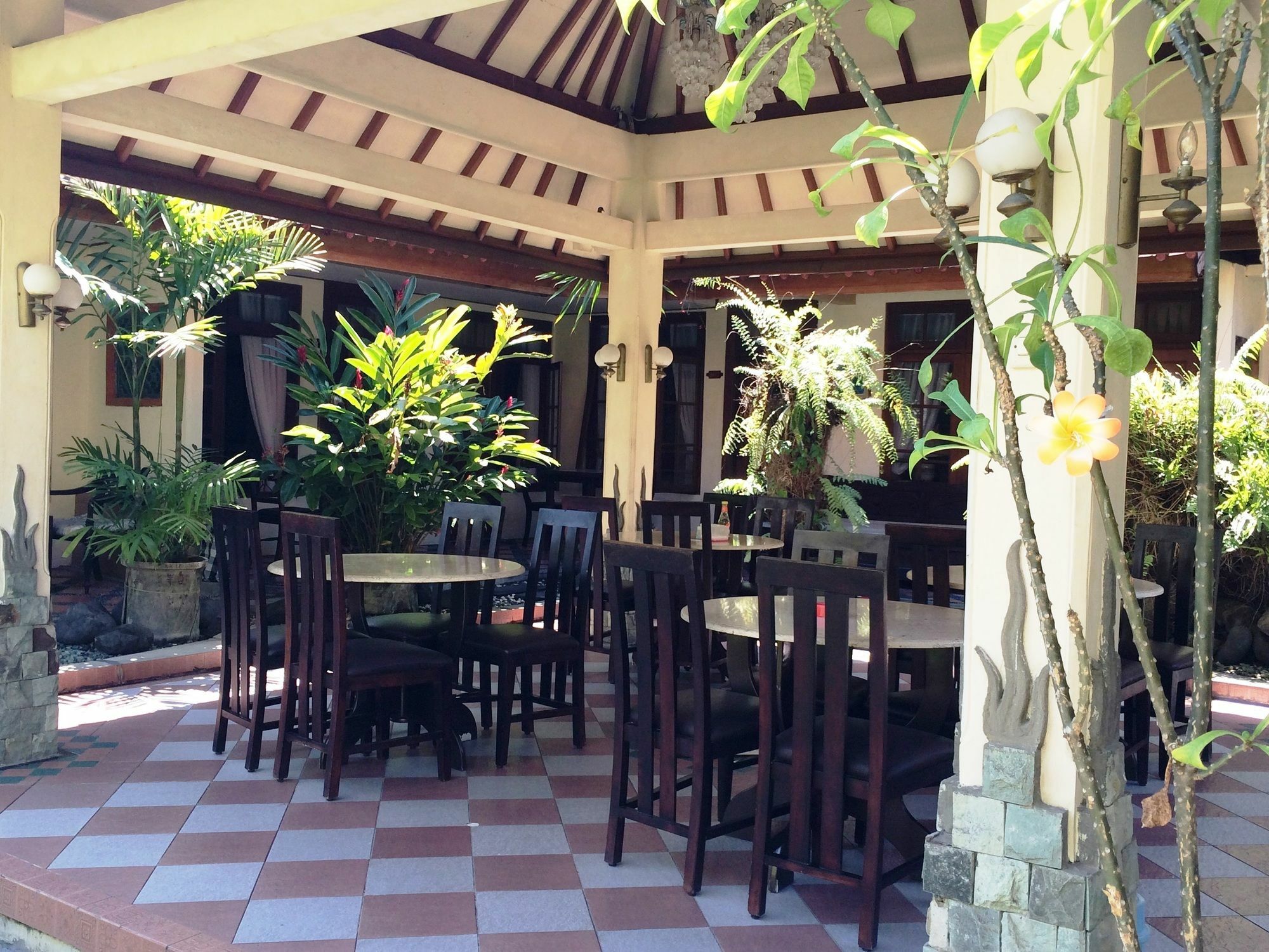 Sri Ratu Hotel Legian Exteriör bild